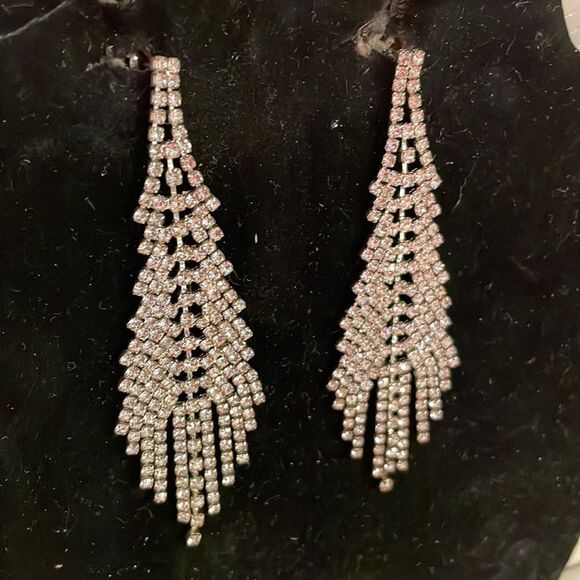 3.25” free moving silver tone long chain crystal chandelier stud earrings - Picture 5 of 11